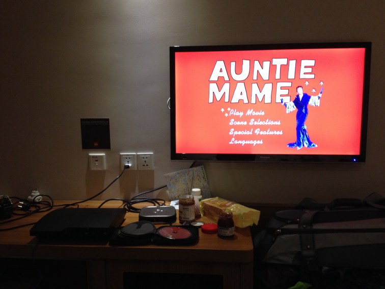 Let's Settle This - American Playstation in China